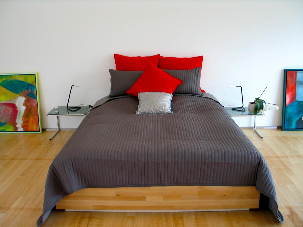 Ferienwohnung Artist's Loft zur Maloya Ormalingen Zimmer foto